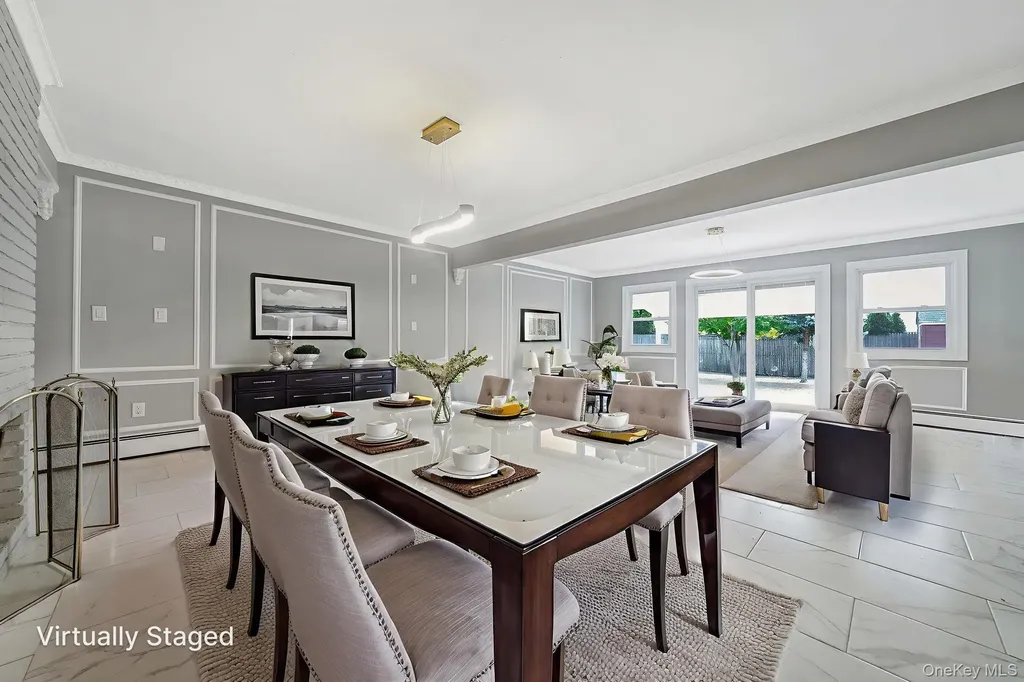 95 Lantern Road Hicksville NY 11801