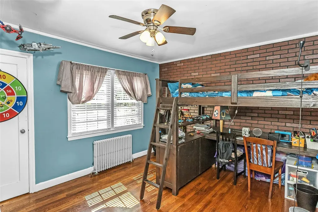 533 Forest Avenue Massapequa NY 11758