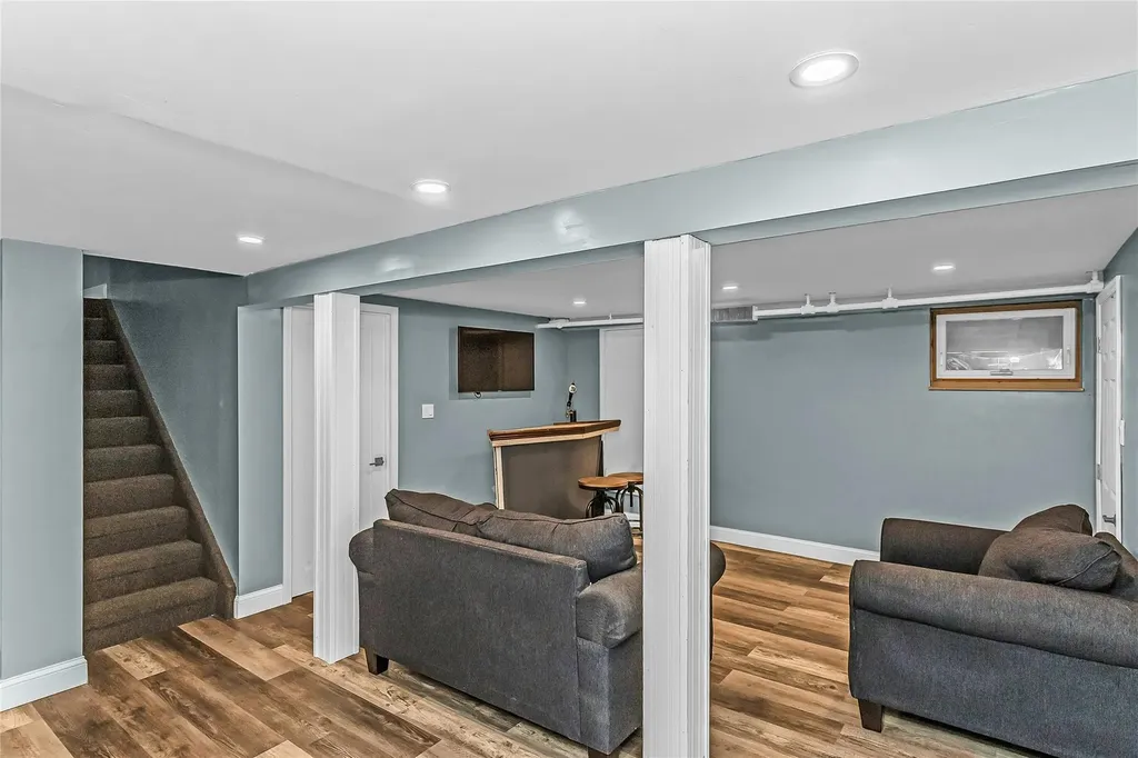 533 Forest Avenue Massapequa NY 11758