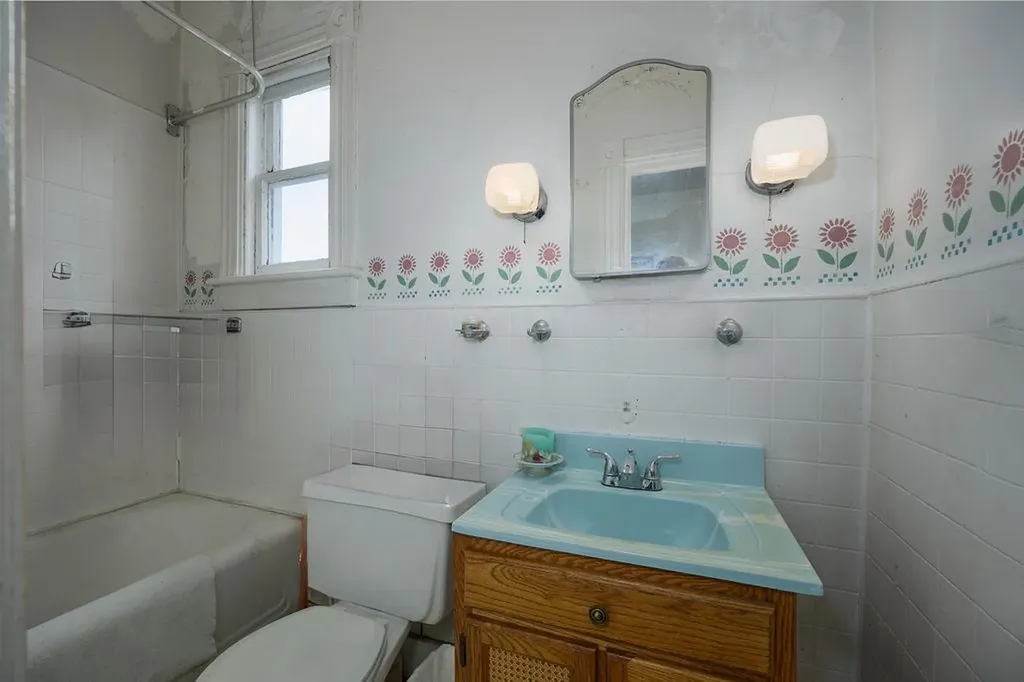 118 Nassau Place Peekskill NY 10566