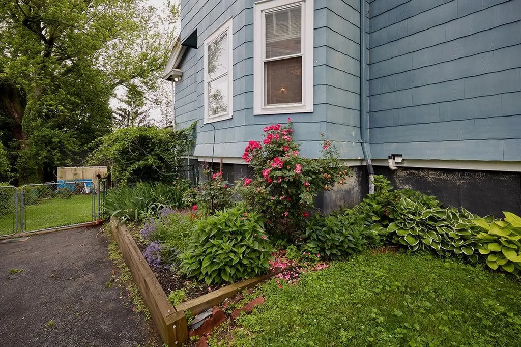 118 Nassau Place Peekskill NY 10566