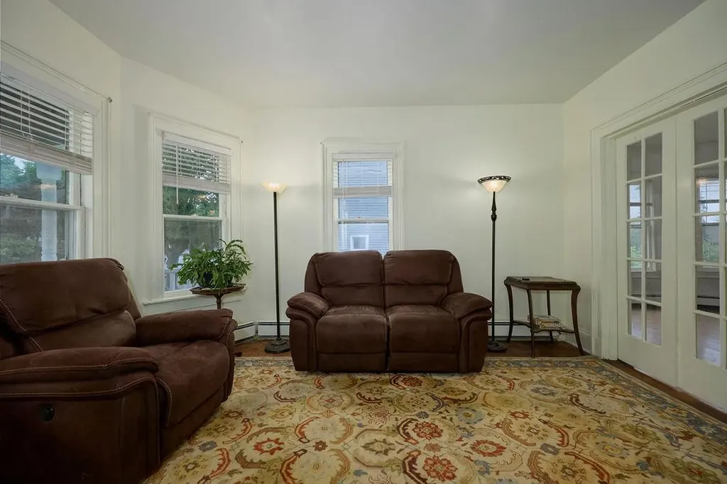 118 Nassau Place Peekskill NY 10566