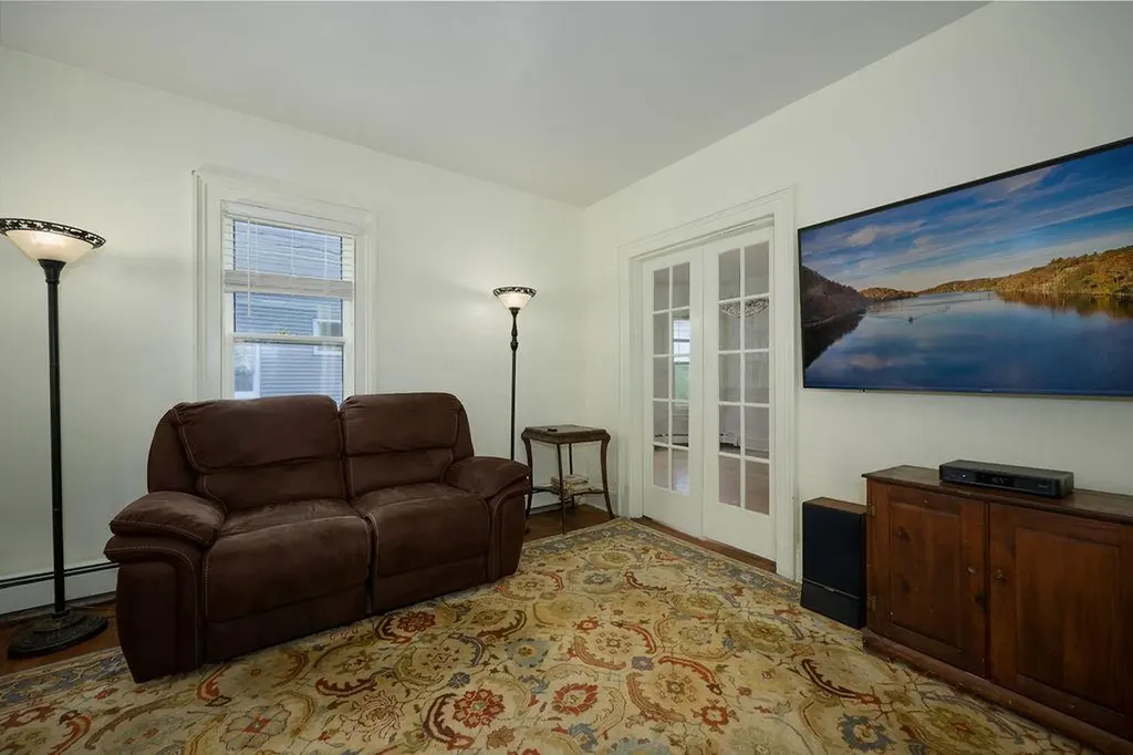 118 Nassau Place Peekskill NY 10566