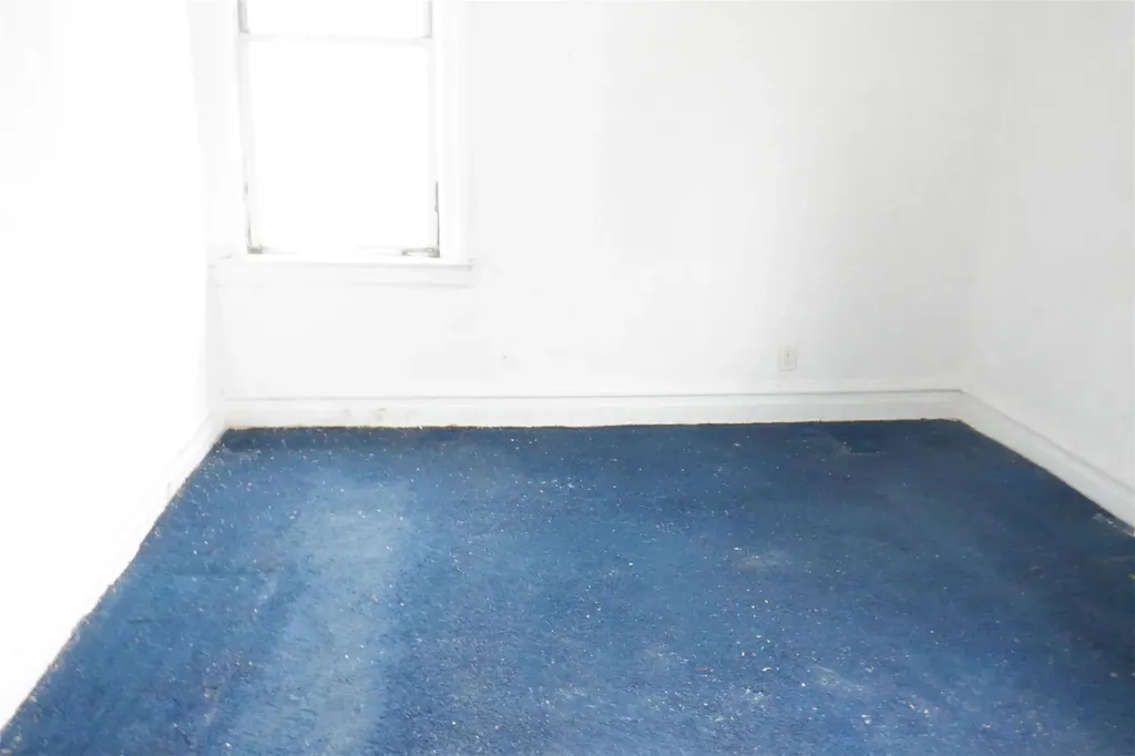 301 E 40th Street Brooklyn NY 11203