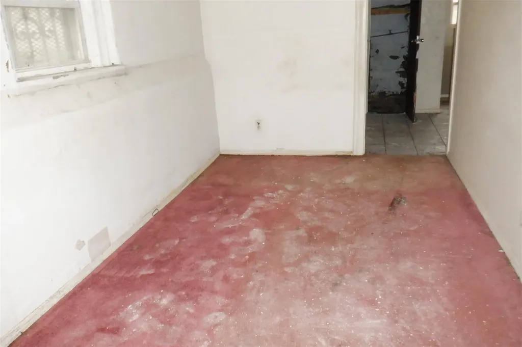301 E 40th Street Brooklyn NY 11203