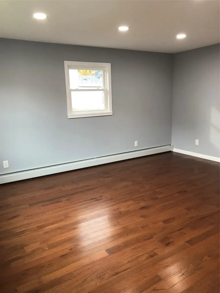 129 43rd Street Copiague NY 11726