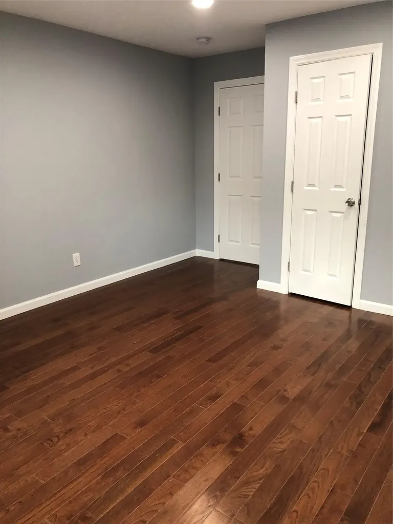 129 43rd Street Copiague NY 11726