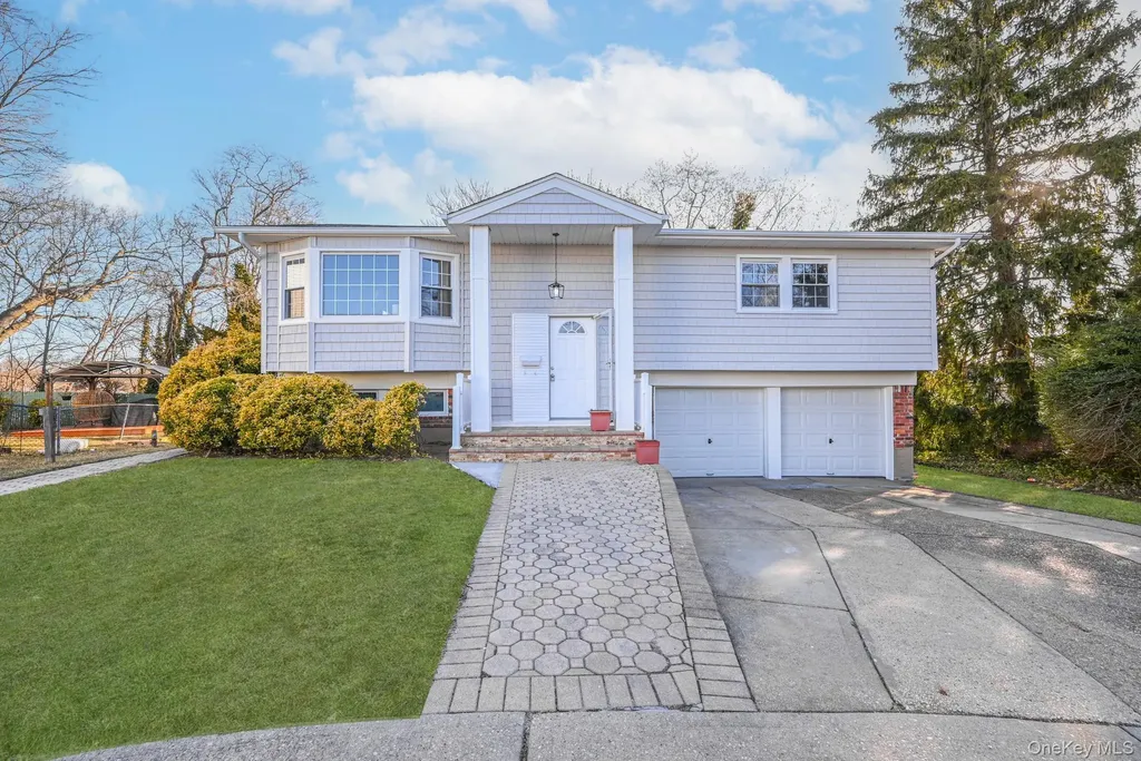 7 Felms Court Bethpage NY 11714