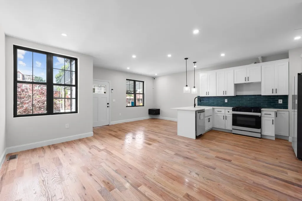 5106 Avenue I Brooklyn NY 11234