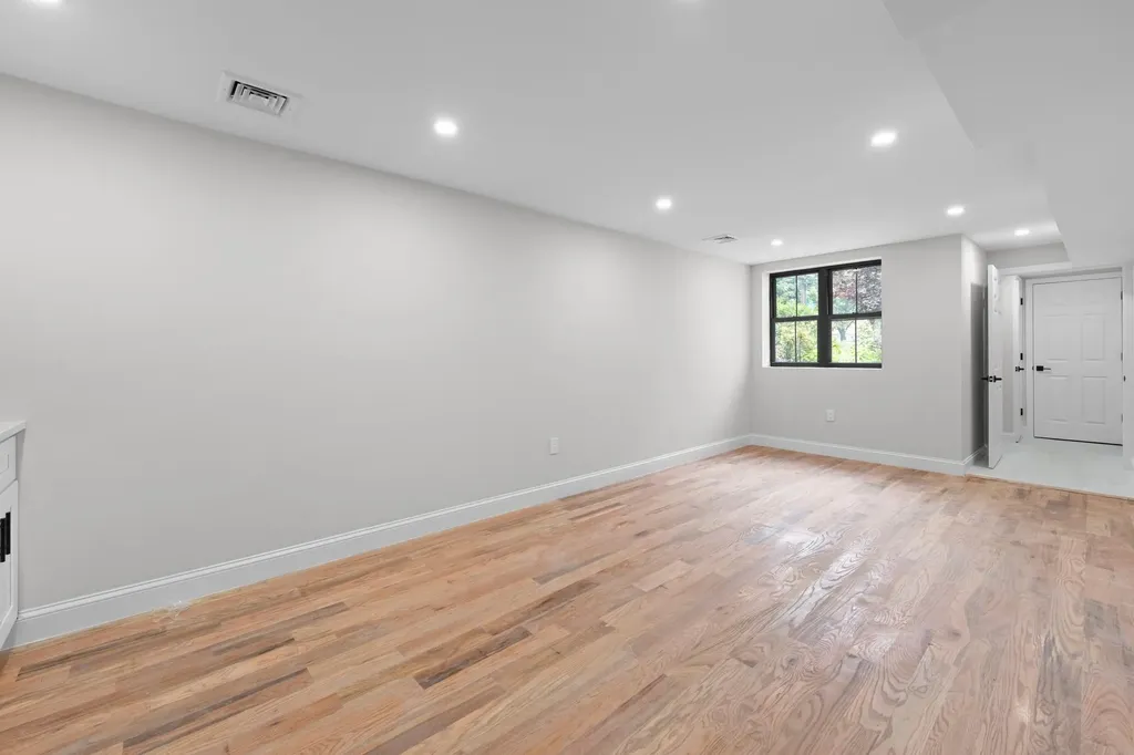 5106 Avenue I Brooklyn NY 11234