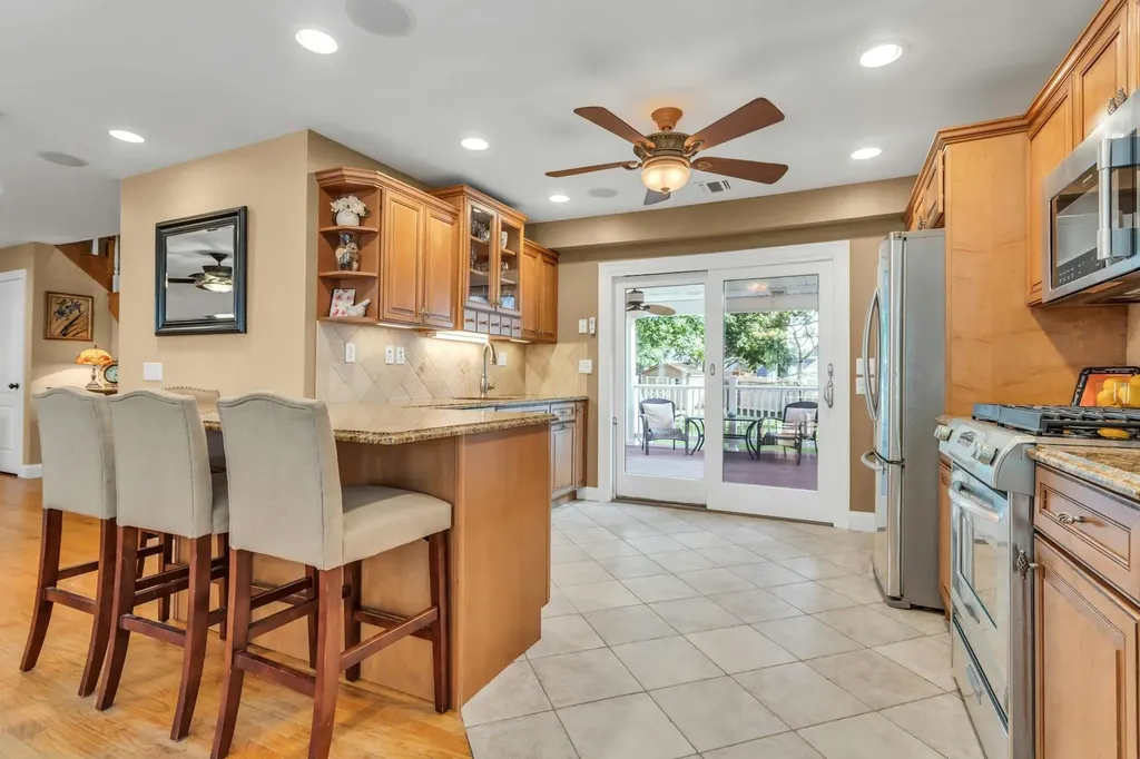 234 S Pershing Avenue Bethpage NY 11714