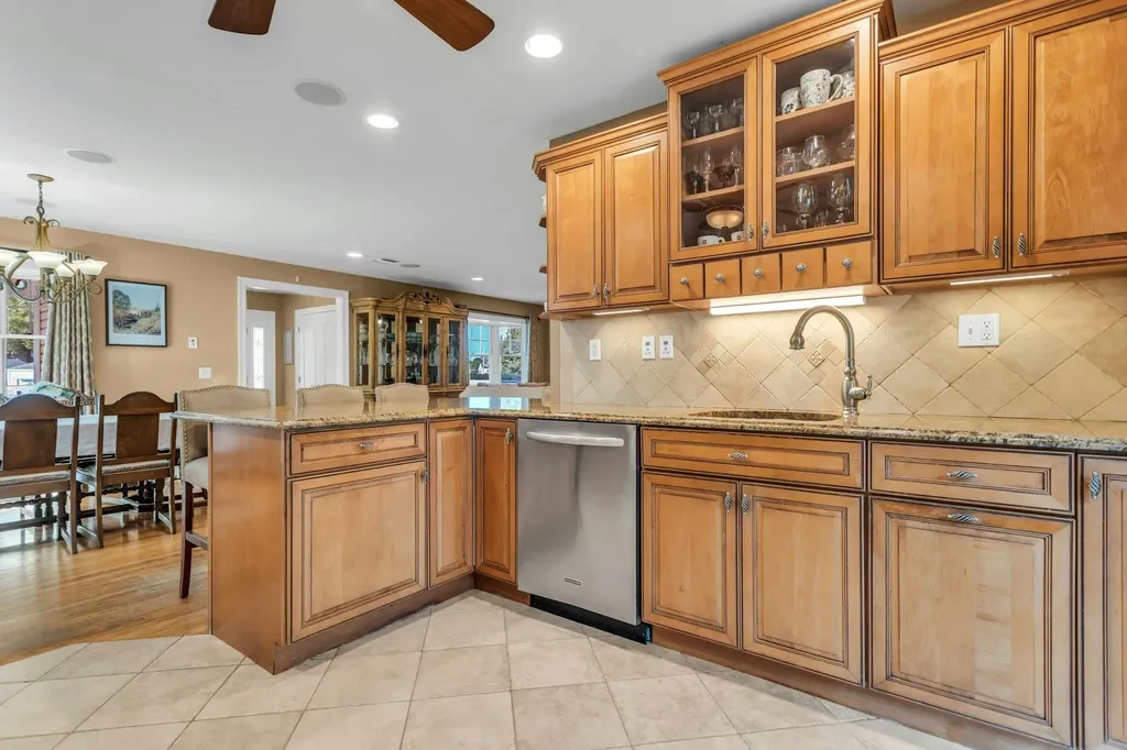 234 S Pershing Avenue Bethpage NY 11714