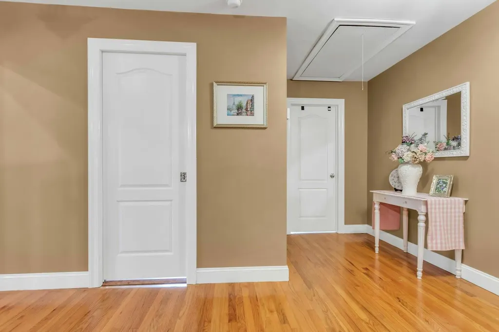 234 S Pershing Avenue Bethpage NY 11714