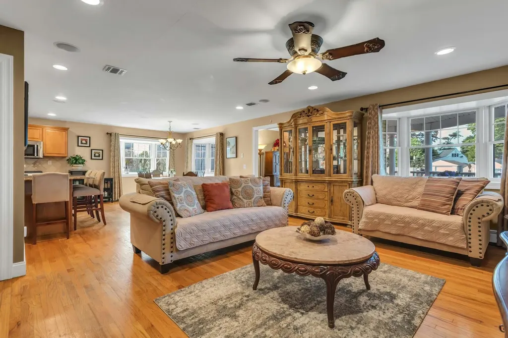 234 S Pershing Avenue Bethpage NY 11714