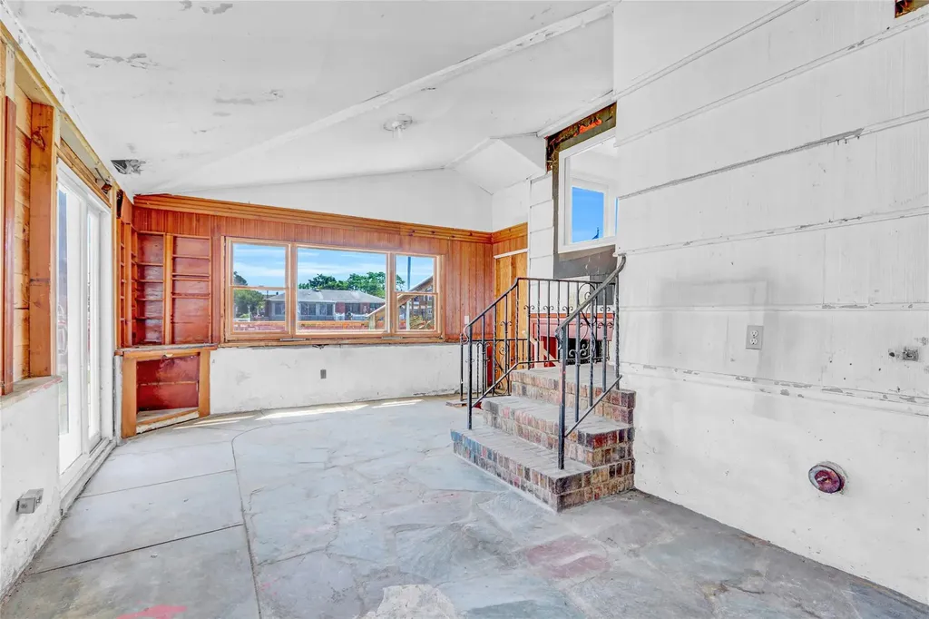 127 Forest Avenue Massapequa NY 11758