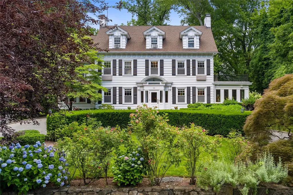 121 Overlook Circle New Rochelle NY 10804
