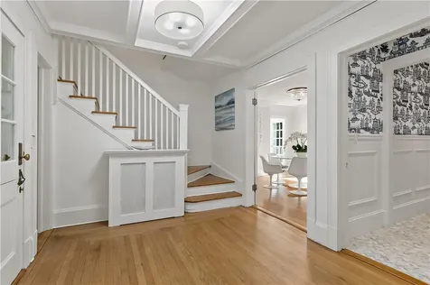 126 Edgemont Road Scarsdale NY 10583