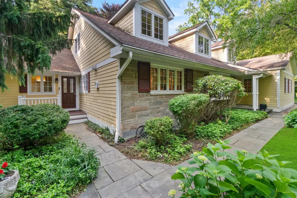 150 Kingwood Park Poughkeepsie NY 12601