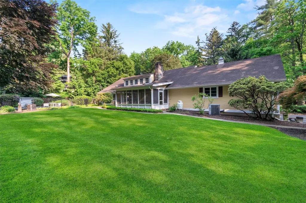 150 Kingwood Park Poughkeepsie NY 12601
