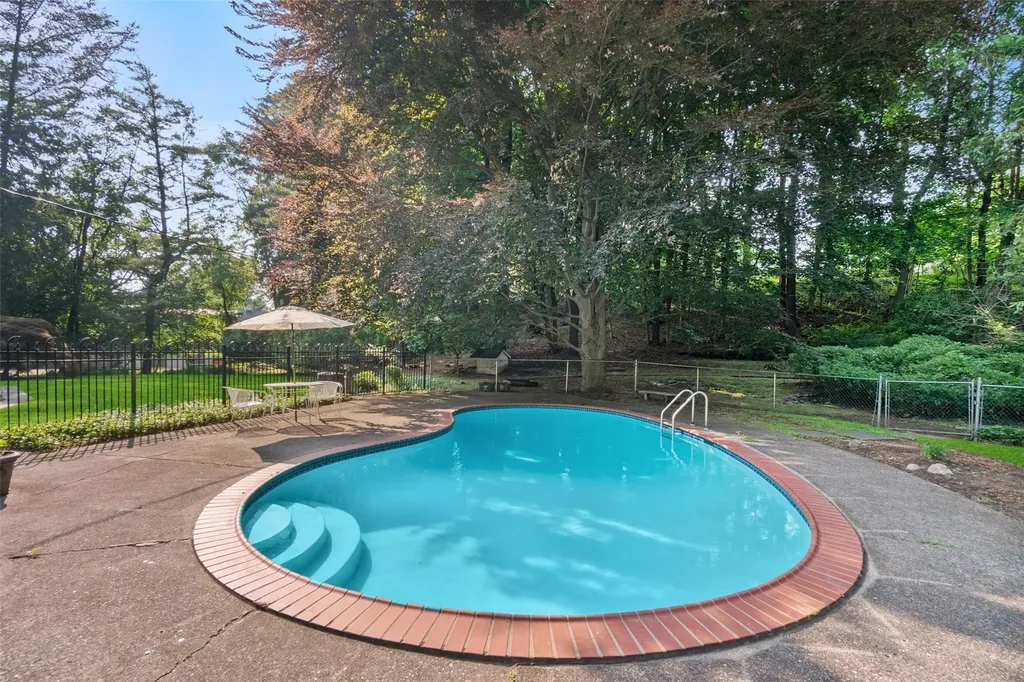 150 Kingwood Park Poughkeepsie NY 12601
