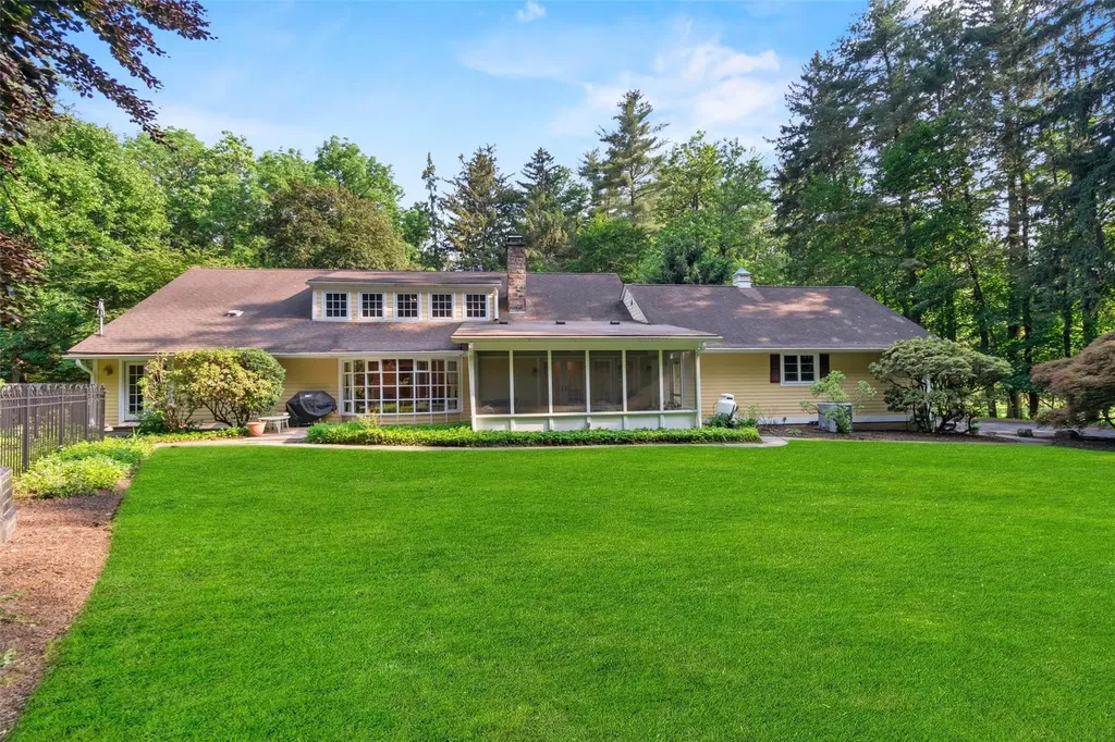 150 Kingwood Park Poughkeepsie NY 12601