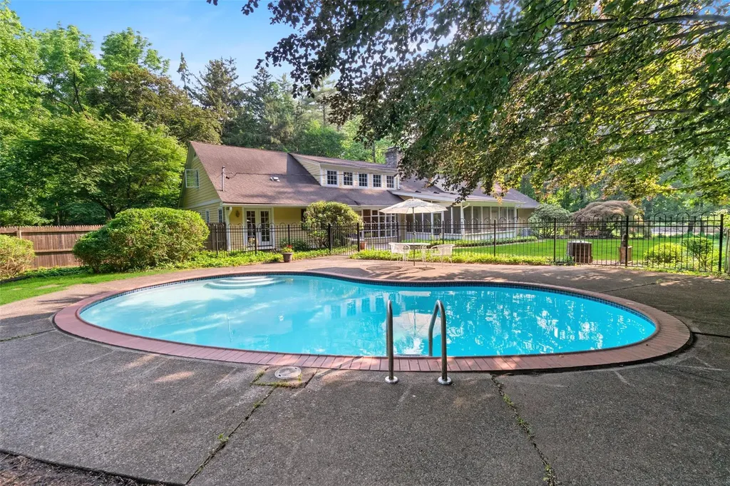150 Kingwood Park Poughkeepsie NY 12601