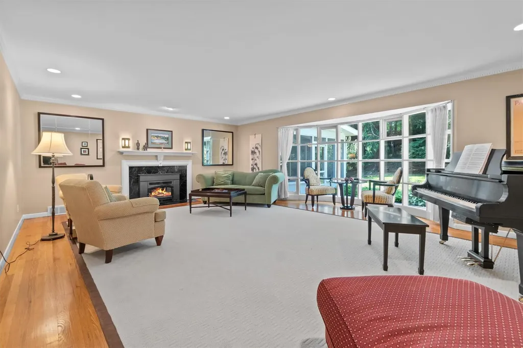 150 Kingwood Park Poughkeepsie NY 12601