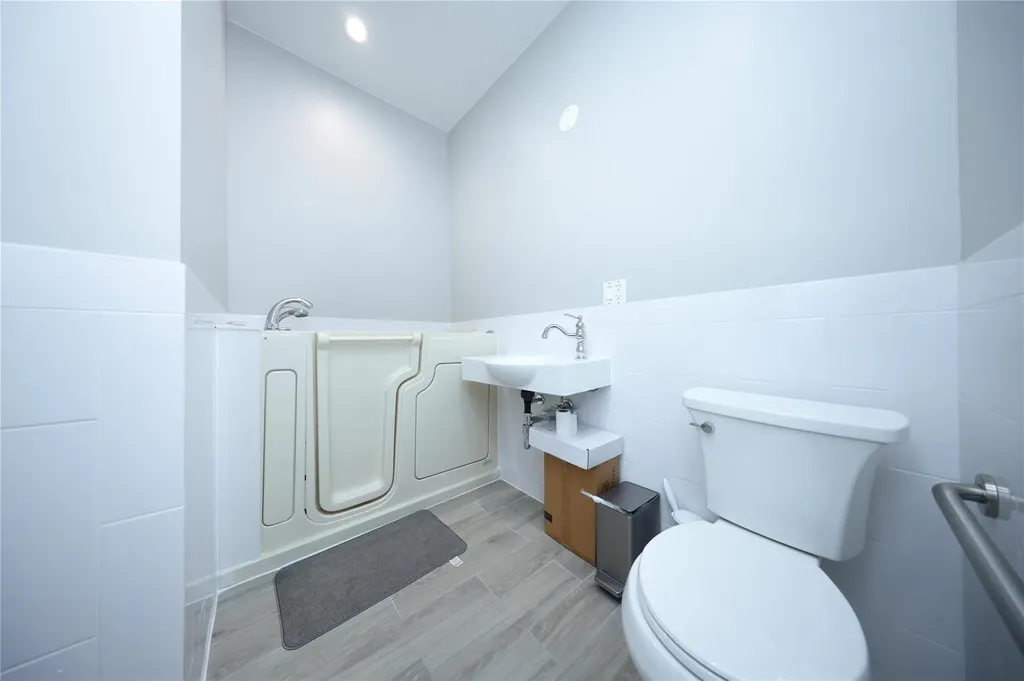 2050 71st Street Brooklyn NY 11204