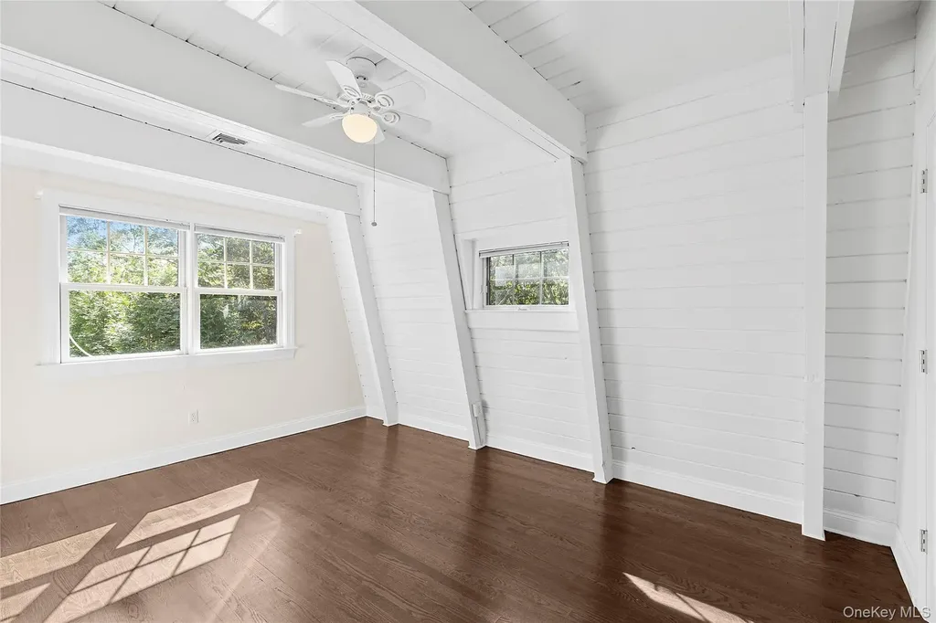 22 Old Trail Road Water Mill NY 11976