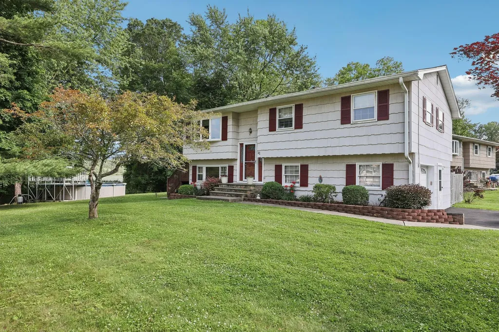 41 Whitman Street Congers NY 10920