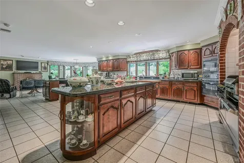 1537 Laurel Hollow Road Laurel Hollow NY 11791