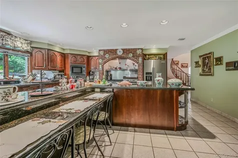 1537 Laurel Hollow Road Laurel Hollow NY 11791