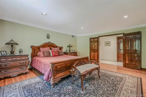 1537 Laurel Hollow Road Laurel Hollow NY 11791