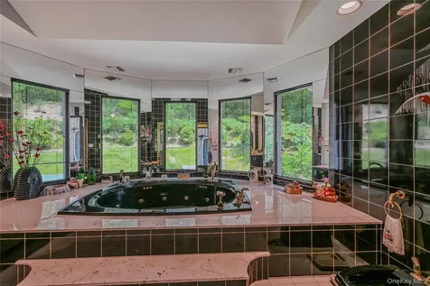 1537 Laurel Hollow Road Laurel Hollow NY 11791