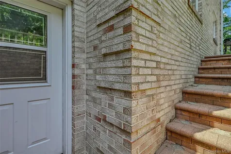 1537 Laurel Hollow Road Laurel Hollow NY 11791