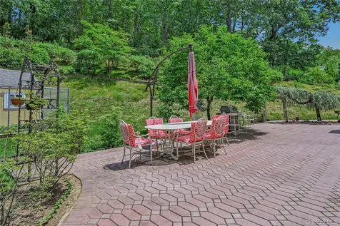 1537 Laurel Hollow Road Laurel Hollow NY 11791
