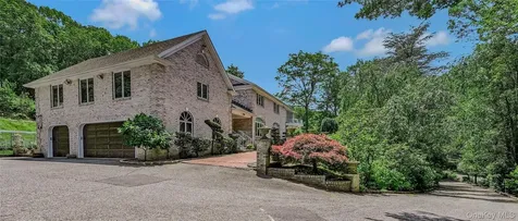1537 Laurel Hollow Road Laurel Hollow NY 11791