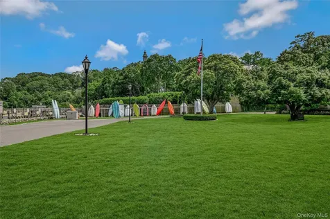 1537 Laurel Hollow Road Laurel Hollow NY 11791