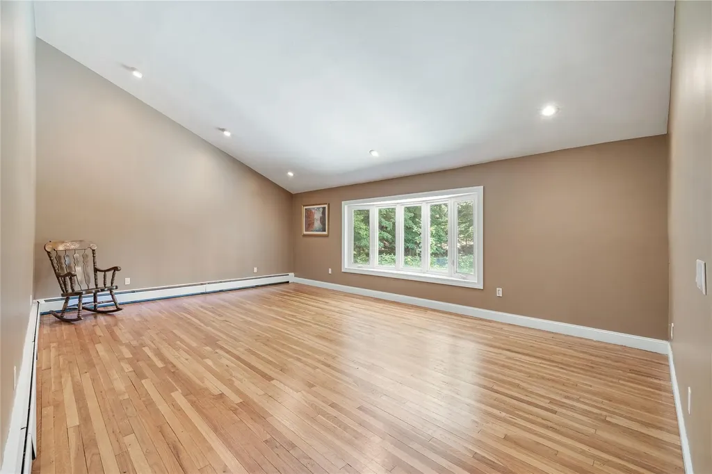 10 Salem Court Spring Valley NY 10977