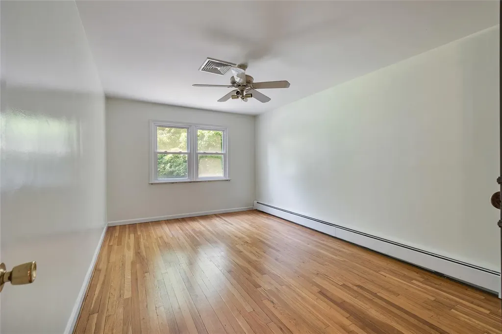 10 Salem Court Spring Valley NY 10977