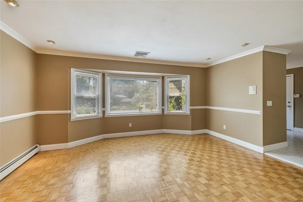 10 Salem Court Spring Valley NY 10977