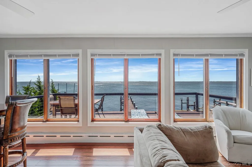 87 E Shore Drive Babylon NY 11702