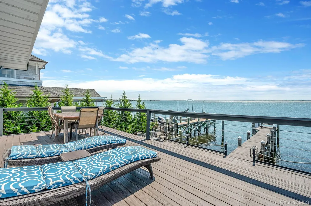 87 E Shore Drive Babylon NY 11702