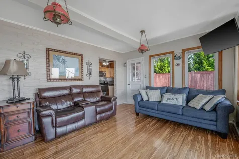 87 E Shore Drive Babylon NY 11702