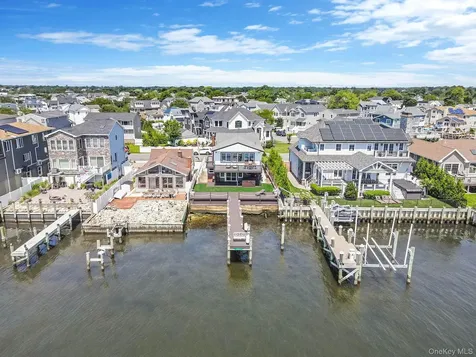 87 E Shore Drive Babylon NY 11702