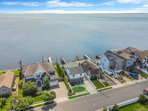 87 E Shore Drive Babylon NY 11702