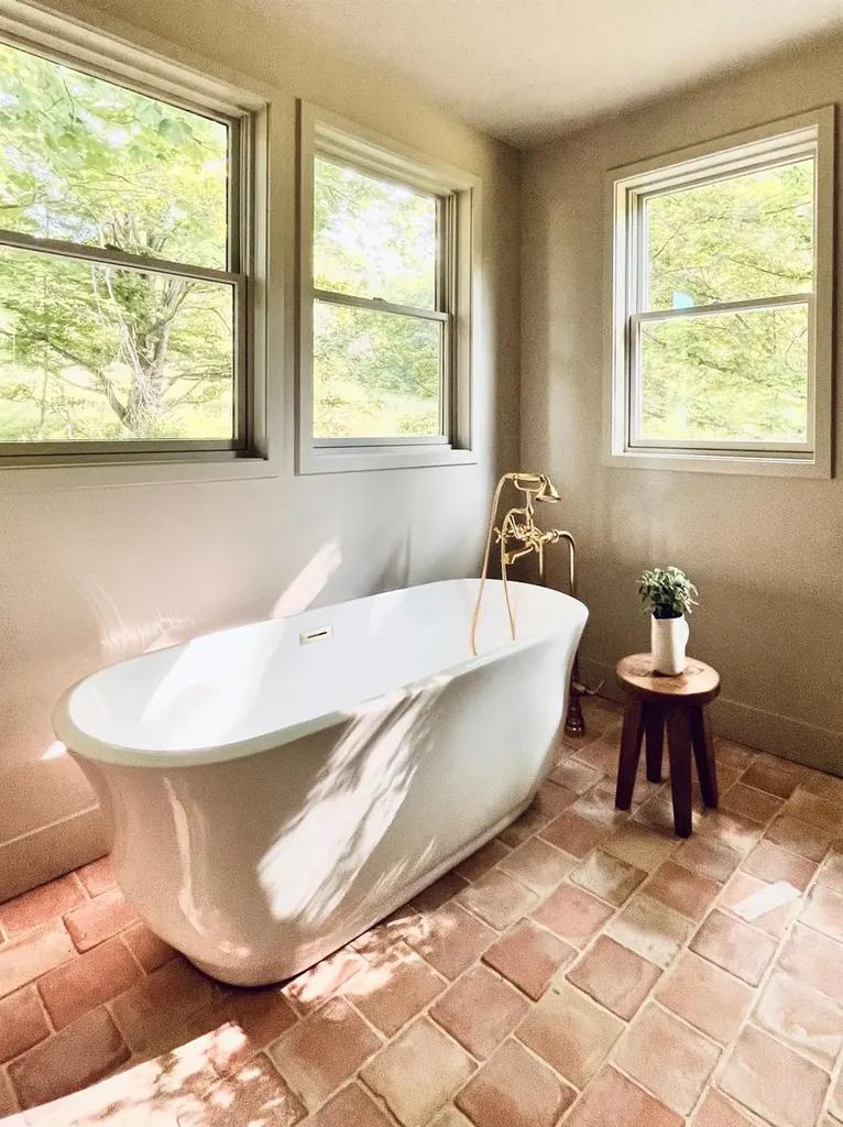 44 Mitchell Lane Red Hook NY 12571