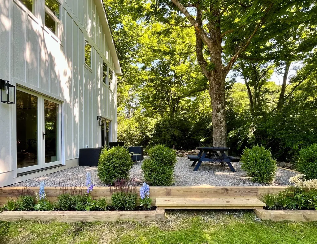 44 Mitchell Lane Red Hook NY 12571