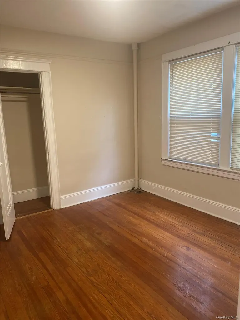 832 Calhoun Avenue Bronx NY 10465