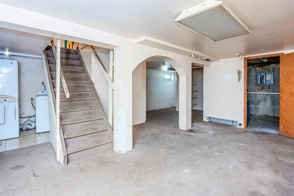 509 Hampton Avenue Bellport NY 11713